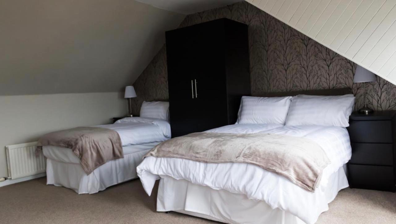 Harbourlights Accomodation 어빈어빈 외부 사진