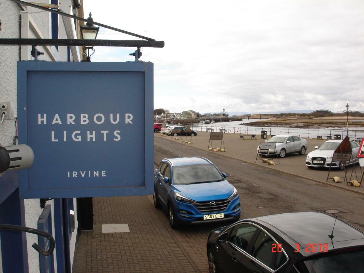 Harbourlights Accomodation 어빈어빈 외부 사진
